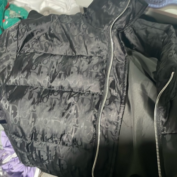 Dior oblique puffer Worn once I have original receipt